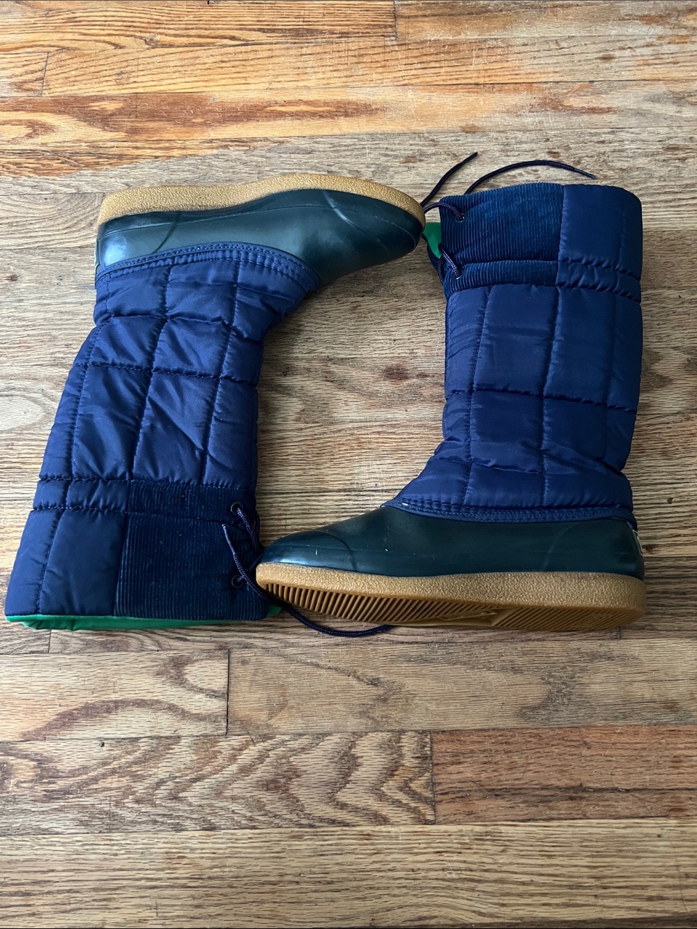 Sporto Navy Quilted Winter Boots with Gum Sole